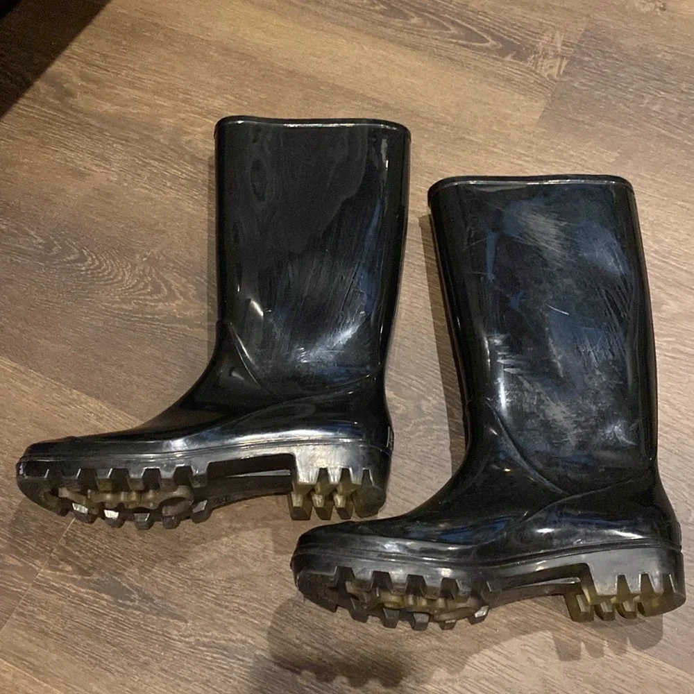 ‼️RAIN BOOTS‼️